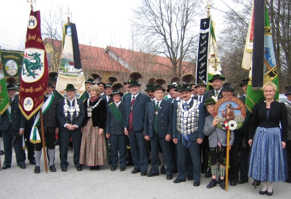 Foto von den Teilnehmern des Gau Werdenfels am Oberbayern Bezirksschüzentag in Schongau